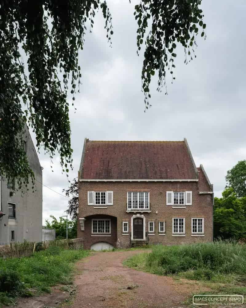 Unieke te renoveren burgerwoning in Kaster