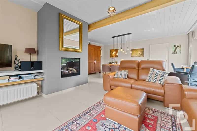 Huis te koop Dikkebus - Instapklare gerenoveerde woning