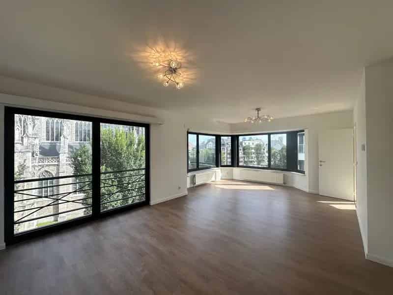 Te Huur 2 slaapkamers Oostende Jozef II straat 55