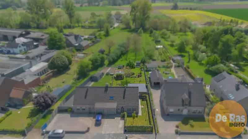 ZOTTEGEM - Instapklare woning met 3 kamers en leuke tuin