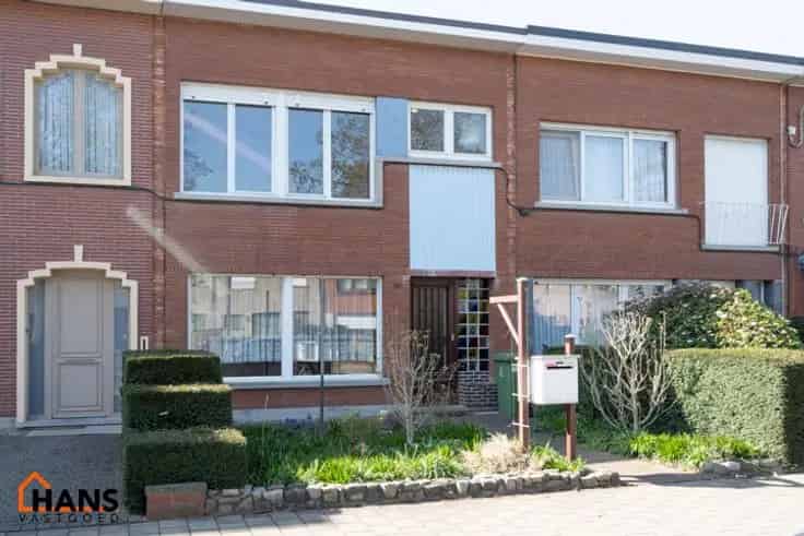Rijwoning te Koop 3 slaapkamers tuin Garage mogelijk