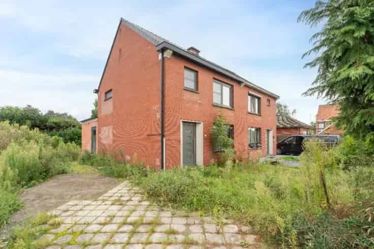 Huis Te Koop HOB 415m2 Tuin Renovatieproject
