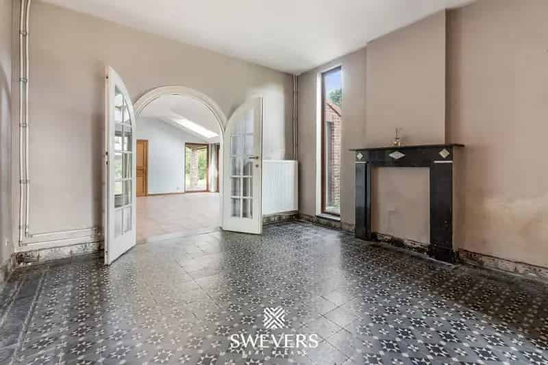 Ruim perceel met vrij uitzicht en eindeloze mogelijkheden in hartje Godsheide