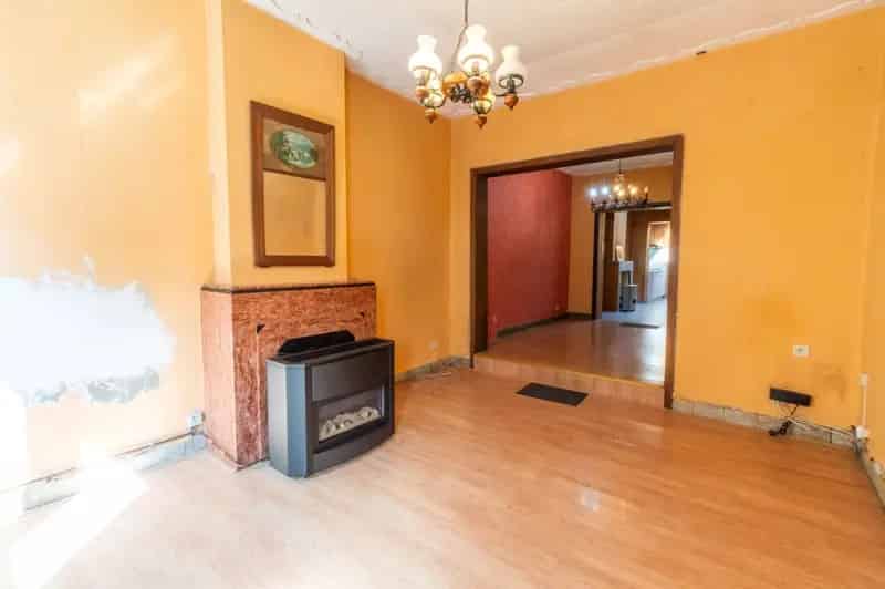 Eengezinswoning met 3 slaapkamers, terras en tuin