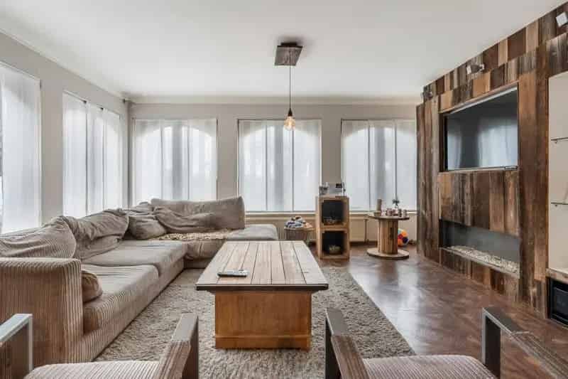 Zeer rustig gelegen, ruime gezinswoning op een perceel van 14are