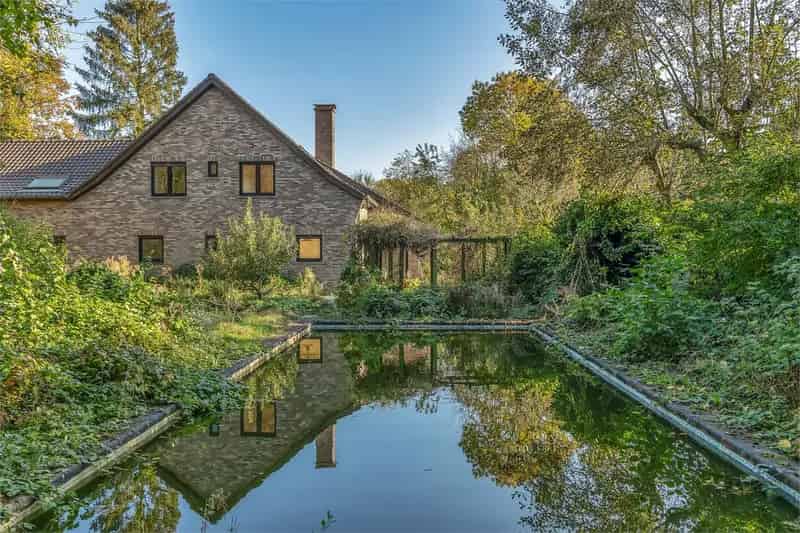 Villa te koop in Sint-Martens-Latem