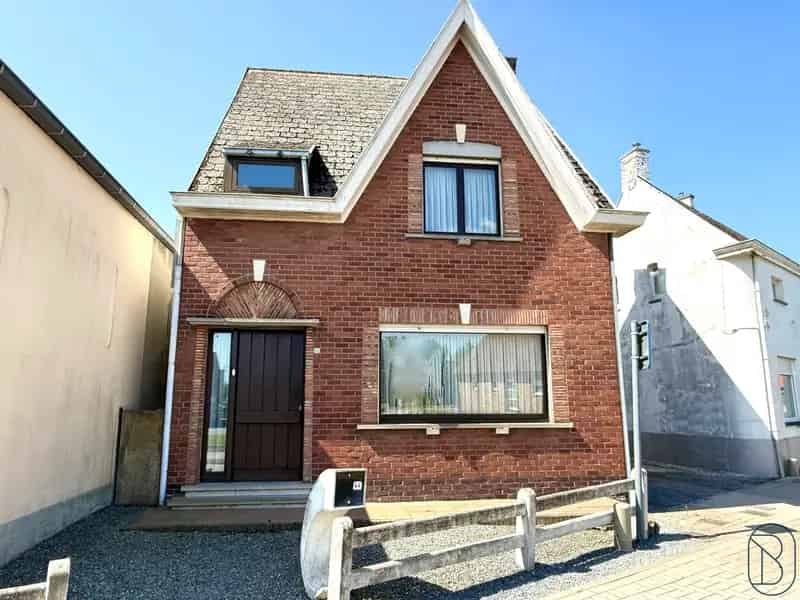Huis te huur: Degelijke woning nabij Delhaize