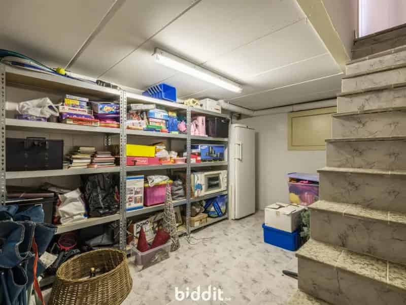 Vrijstaande woning met 4 slaapkamers