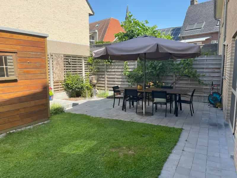 Appartement te huur Wingene: Instapklaar gelijkvloers met tuin