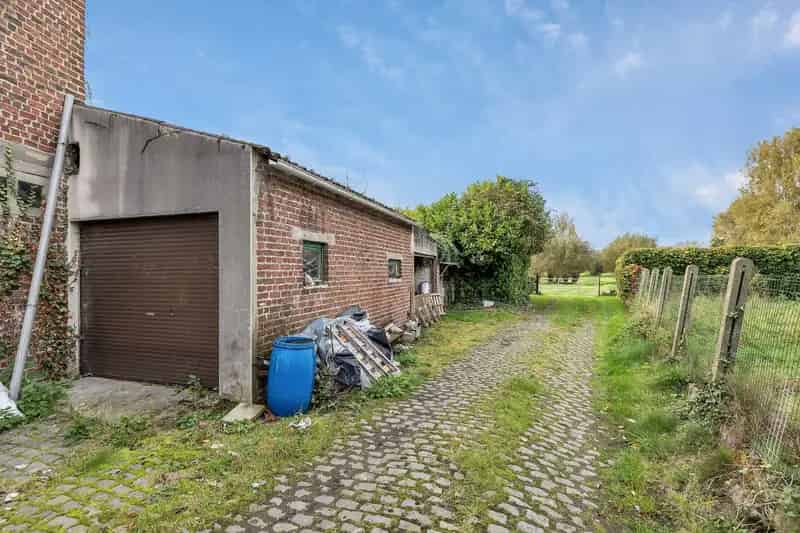 Perceel grond van 3are 41ca op een strategische ligging