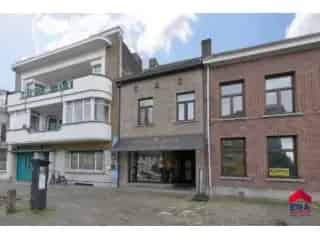 Handelspand te huur Eeklo Centrum Luxe Afwerking