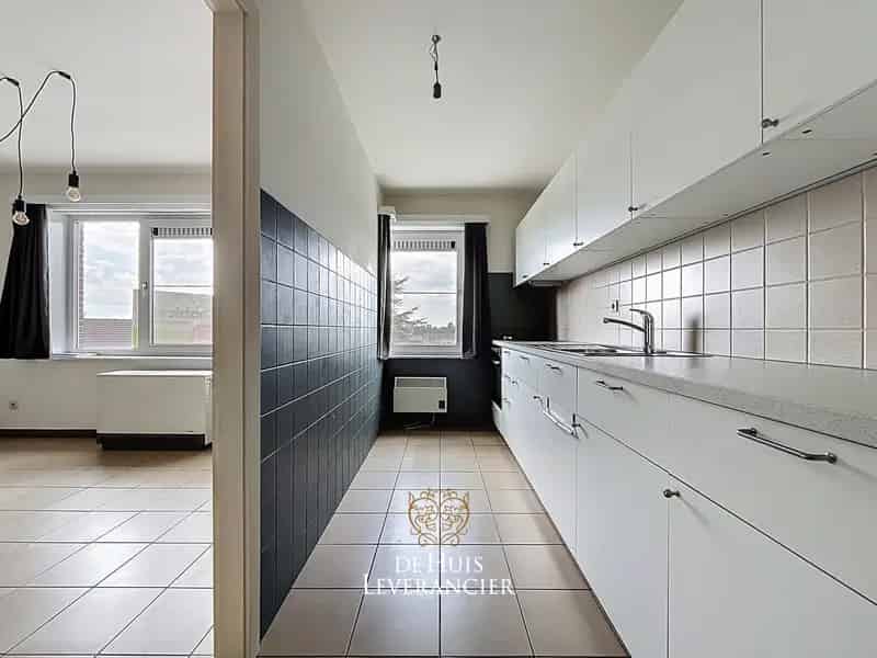 Appartement te huur Aartselaar 2 slaapkamers terras