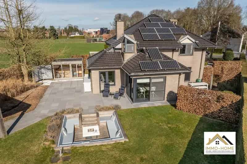 Villa te koop Oostakker: Instapklare woning met landelijk uitzicht