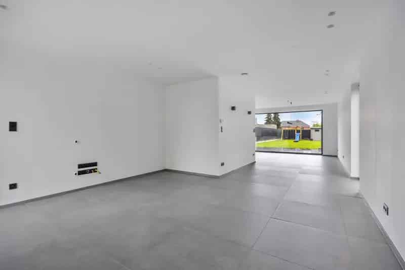 Moderne half open bebouwing met 4 slpks - EPC-waarde 8 (label A)
