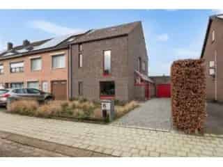 Huis te koop Oud Turnhout - Ruime woning met tuin en garage