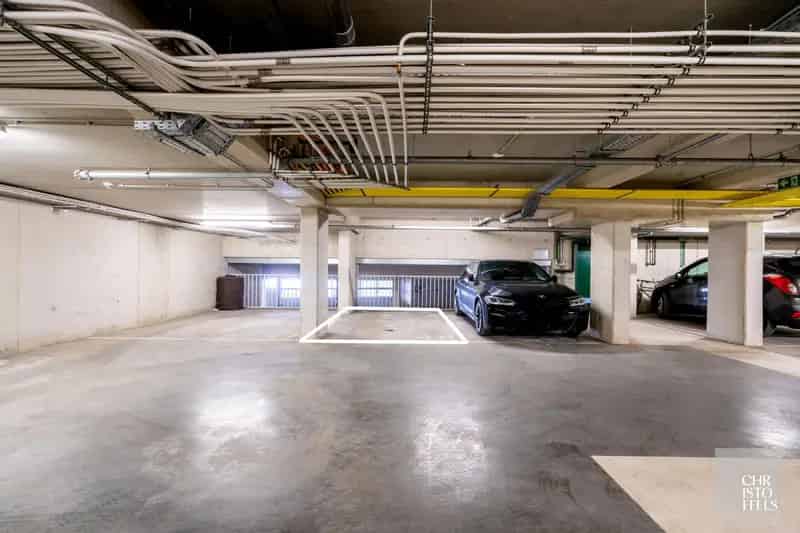 Ondergrondse autostandplaats te koop op strategische ligging in Hasselt!