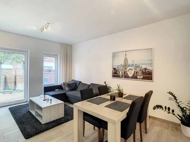 Kwalitatief afgewerkt 2-slaapkamerappartement in Tienen!