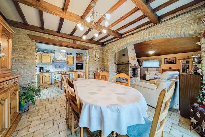 Huis met vier slaapkamers in Virton