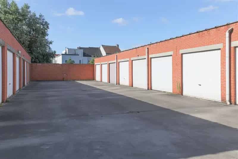 Garage te koop