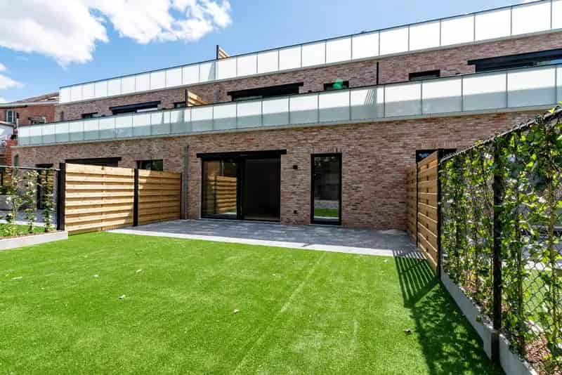 Modern gelijkvloers appartement met tuin in Zoersel 8513451