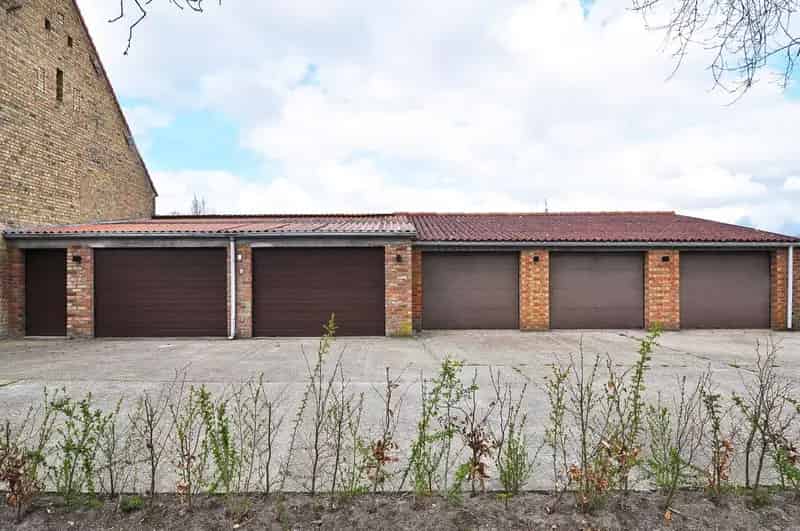 Garageboxen te Assebroek