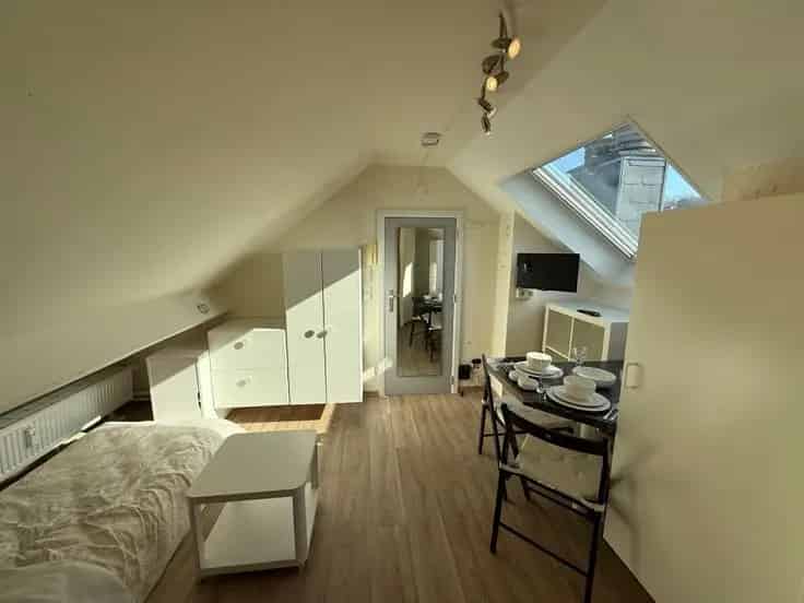 Studio Te Koop