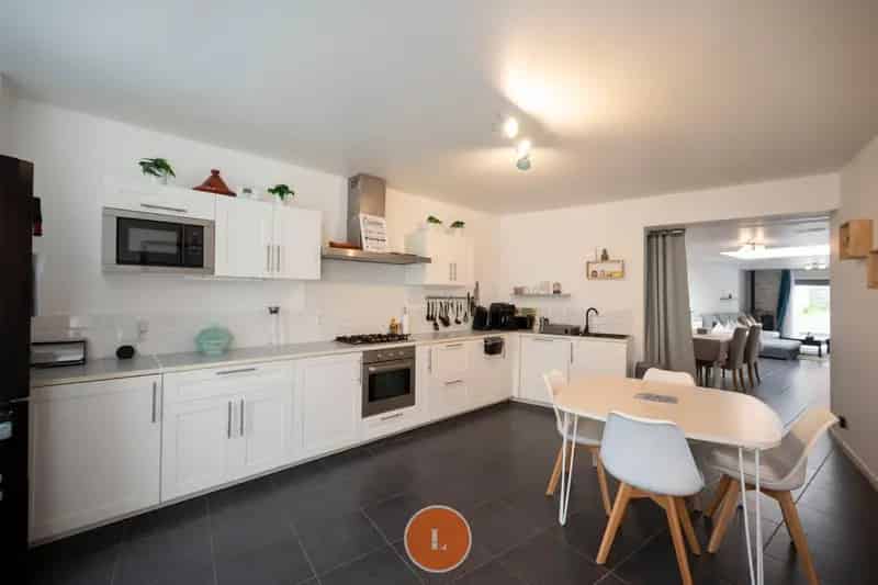 Huis te huur 4 slaapkamers garage Menen