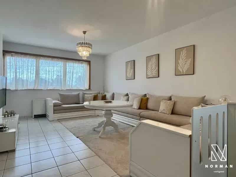 Instapklare woning met 3 slaapkamers op een goede ligging