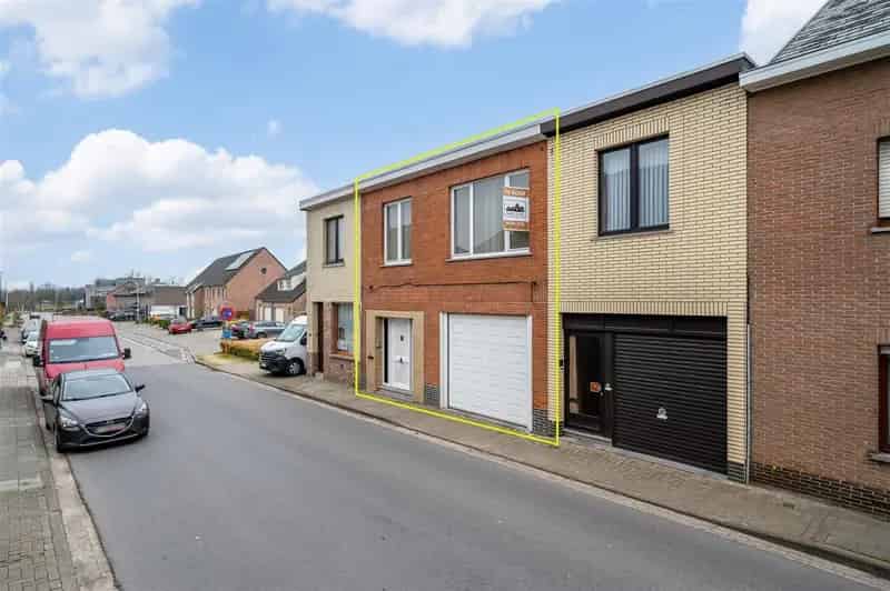 Bijzonder ruime woning met tuin en garage
