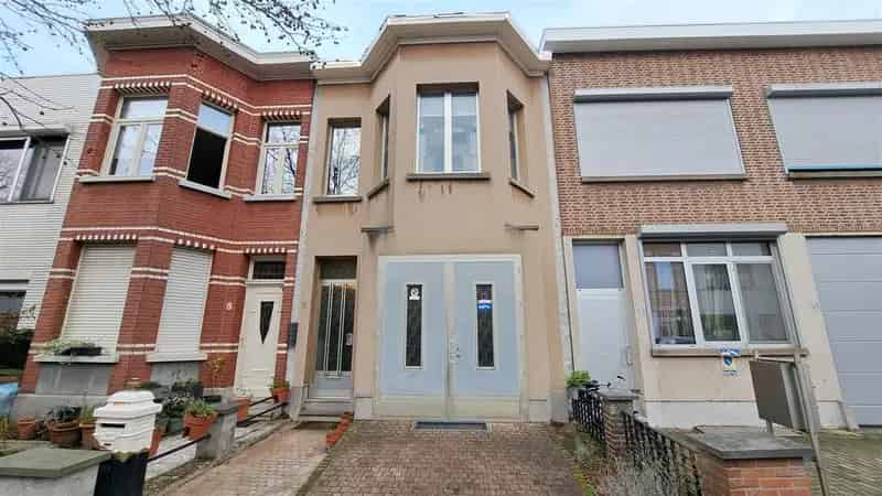 Bel-étage te huur in Deurne: 1 slaapkamer, 120m²