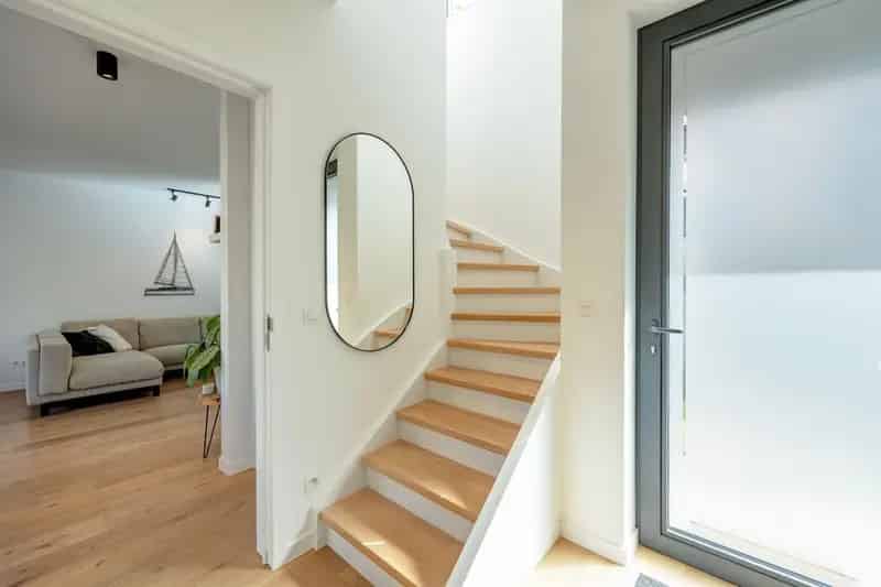 Mooie stijlvolle woning in de zeer gegeerde Regattawijk te L