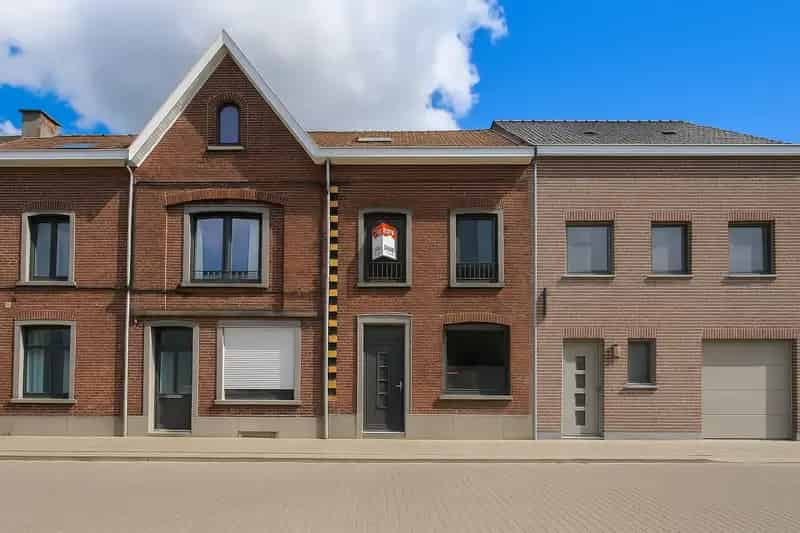Huis te koop Sint Niklaas 4 slaapkamers diepe tuin