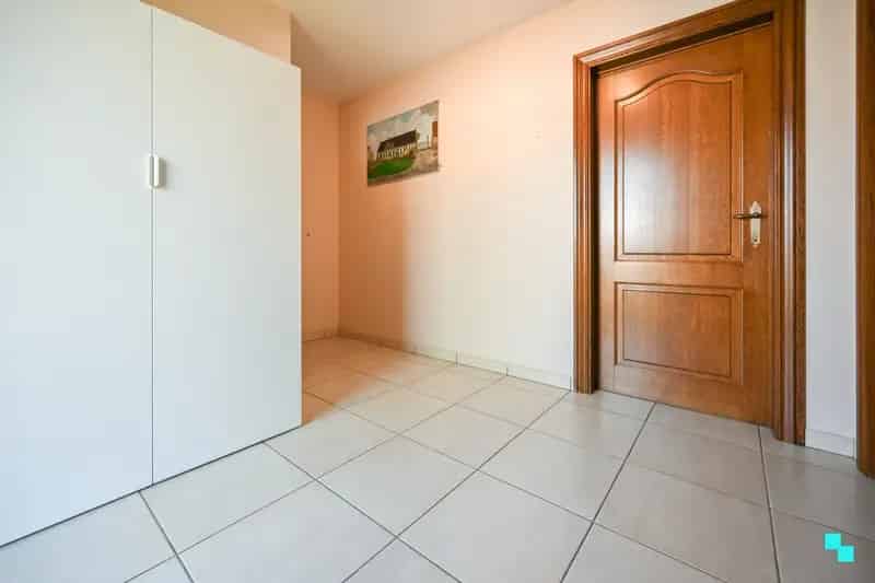 Alleenstaande woning met inpandige garage te Izegem