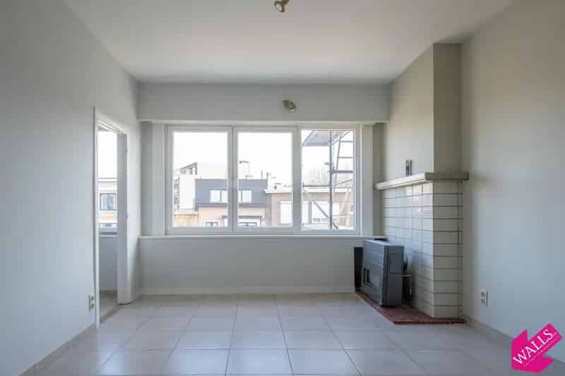 Lichtrijk 2 slaapkamer appartement  8464848
