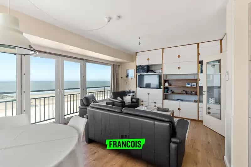 Prachtig hoekappartement 2 slaapkamers frontaal zeezicht en zonneterras Zeedijk Middelkerke