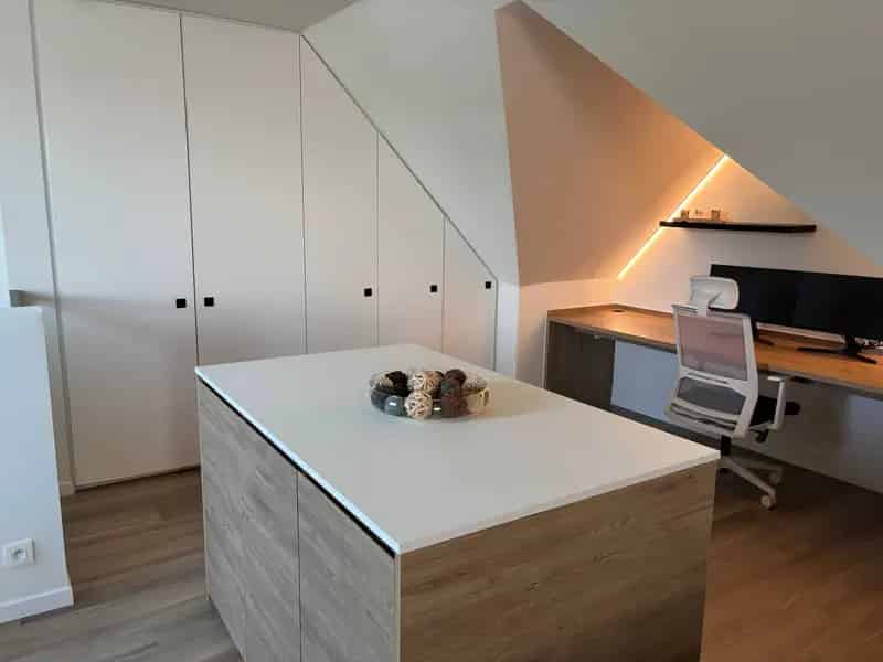 Huis te huur 4 slaapkamers rustige omgeving