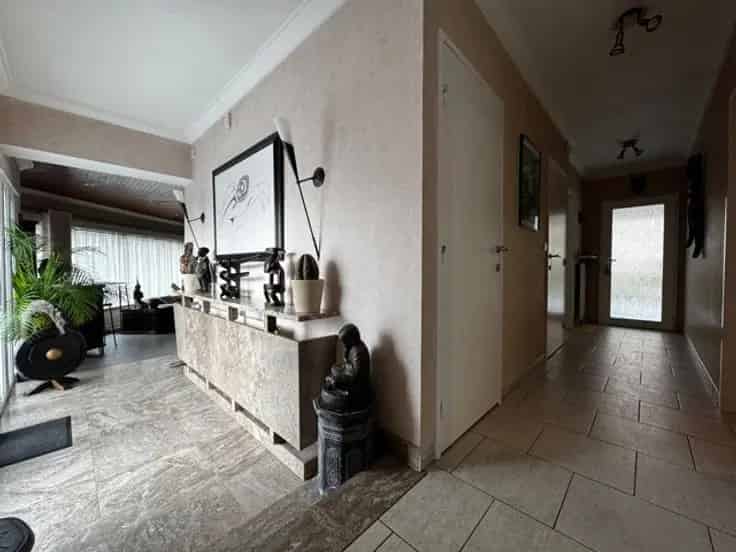 Villa te Koop Molenbeek-Sint-Jean 4 slaapkamers