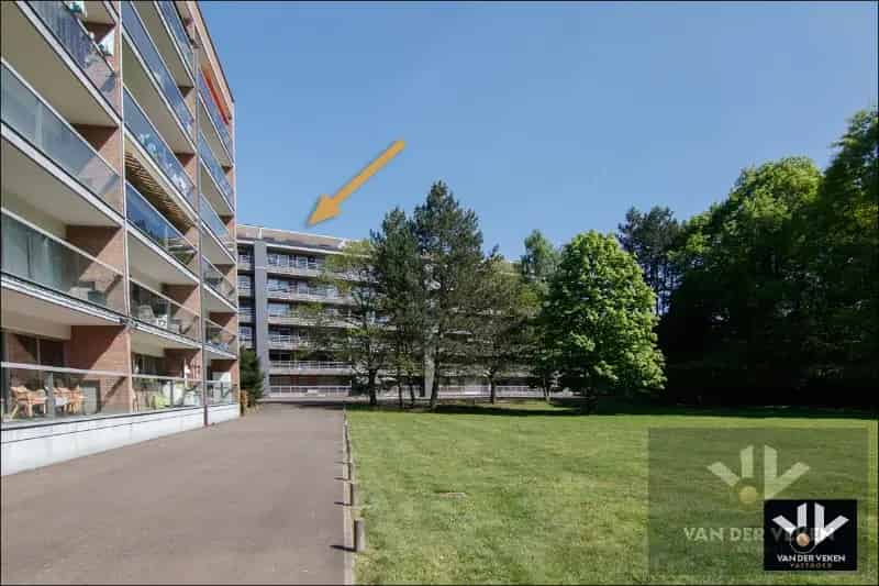 Hasselt: Gezellig 1-slaapkamer appartement met groot terras