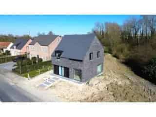 Villa te koop - Marke RBT10371