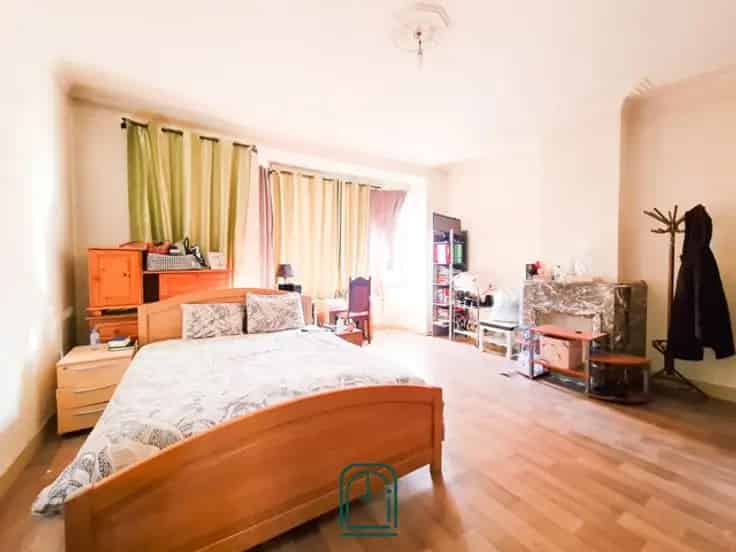 Duplex Te Koop