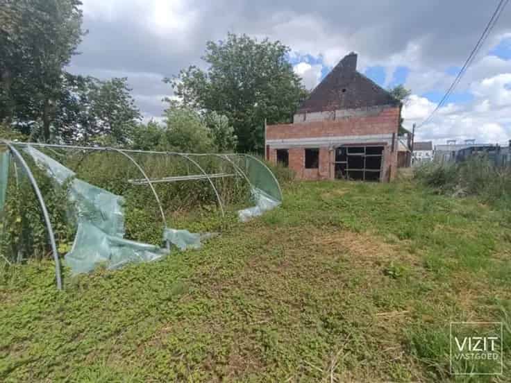 Huis Te Koop Galmaarden: Renovatieproject Ruim Perceel
