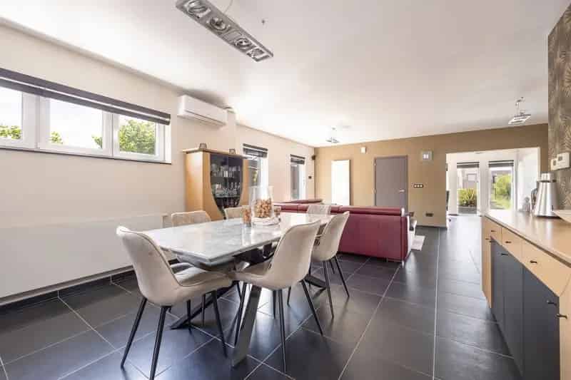 Topwoning! Ruime HOB met toffe tuin op centrale ligging!