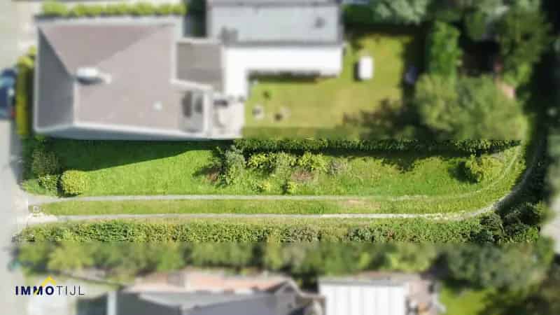 Mooi perceel bouwgrond geschikt voor een halfopen woning!