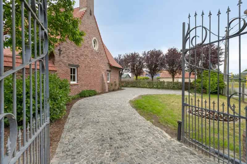 Villa te koop in Deinze