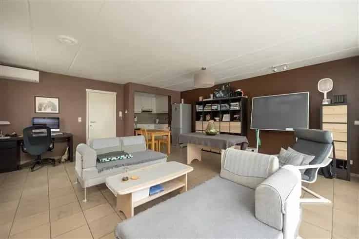 Appartement Te Koop 2 Slaapkamers Garage Carport Airco