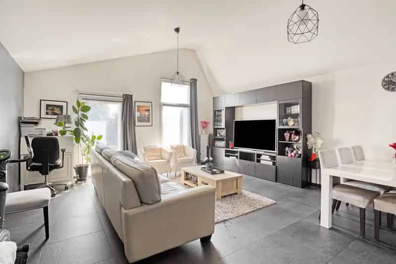 Appartement te huur: Instapklare Stapelwoning met Tuin