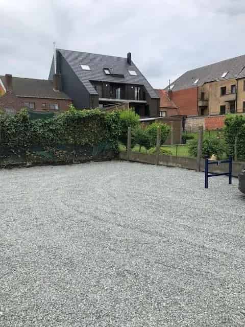Autostaanplaats Hoekstraat 17-19  - Lokeren (Zeveneken)