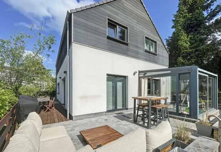 Huis te huur: Gerenoveerde villa 3 slaapkamers tuin EPC B