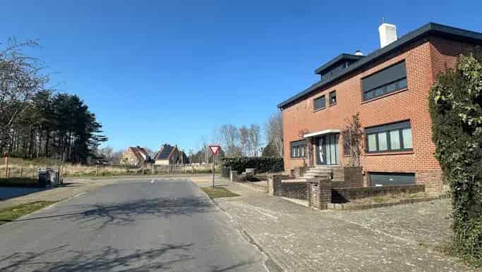 Opbrengsteigendom te koop in Bloemenstraat 30-32-34, Koksijde - Dewaele