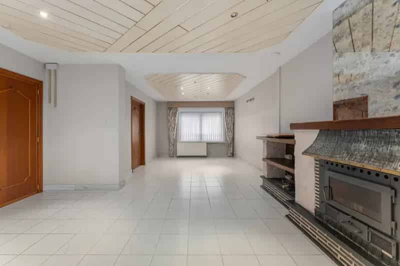 Huis te huur te renoveren Deerlijk ruime garage
